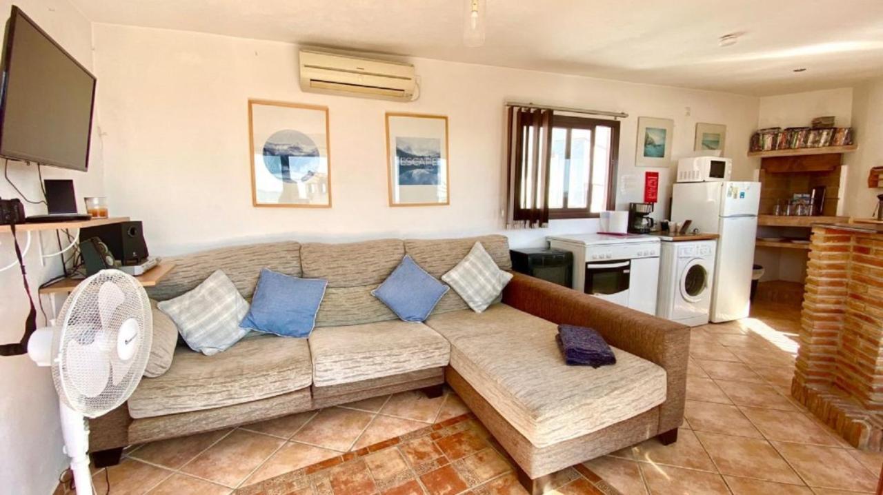 Country Sun Apartments Casarabonela Bagian luar foto
